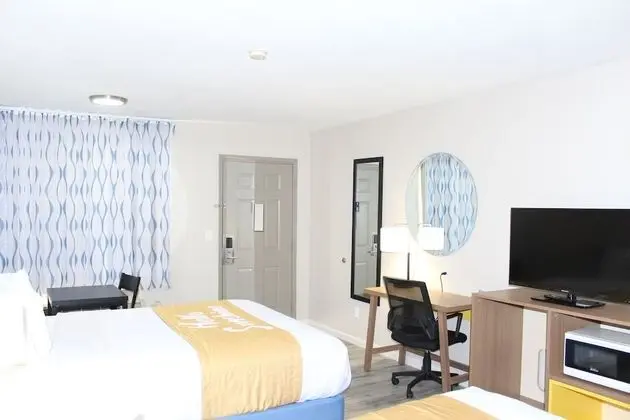 Oda, 2 Büyük (Queen) Boy Yatak, Sigara İçilmez