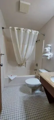 Oda, 1 Büyük (Queen) Boy Yatak, Sigara İçilmez