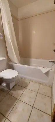 Oda, 1 En Büyük (King) Boy Yatak, Sigara İçilmez (Second Floor)