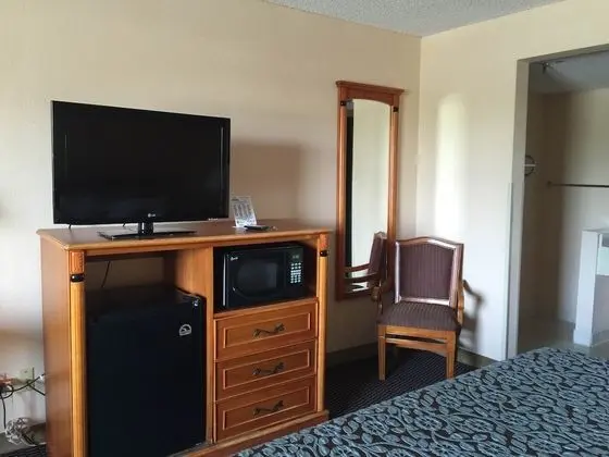 Standard Oda, 1 En Büyük (King) Boy Yatak (Standard Room, 1 King Bed (No Pets))