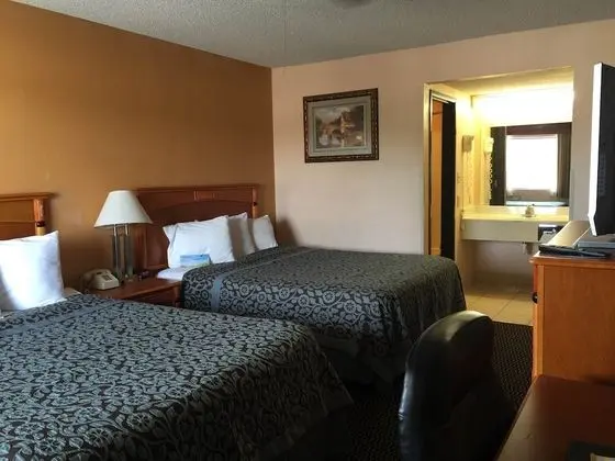Standard Oda, 2 Büyük (Queen) Boy Yatak (Standard Room, 2 Queen Beds (No Pets))