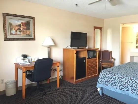 Stüdyo Süit, 1 En Büyük (King) Boy Yatak, Sigara İçilmez (Studio Suite, 1 King Bed, No Pets)