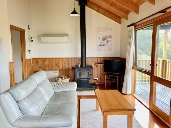 Kır Evi, 2 Yatak Odası (Two Level Gumnut  with Woodfire)