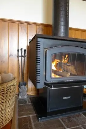 Kır Evi, 2 Yatak Odası (Two Level Gumnut  with Woodfire)