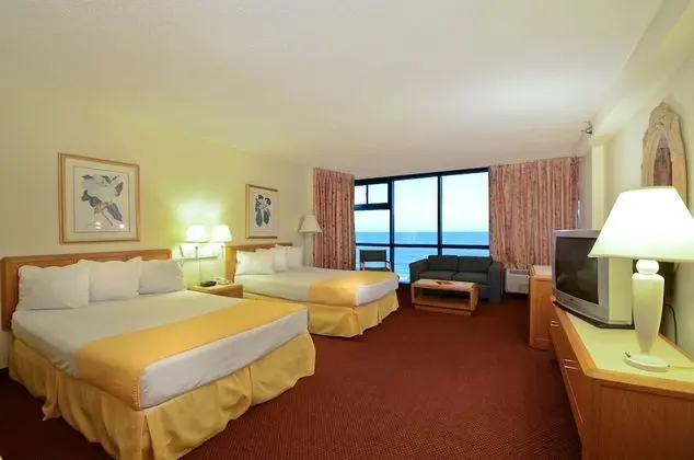 Oceanfront Double Efficiency with Kitchenette(2 Double Beds)