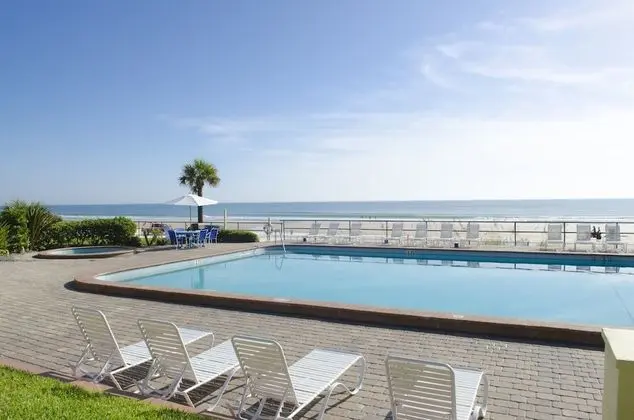 Oceanfront Double Efficiency with Kitchenette(2 Double Beds)