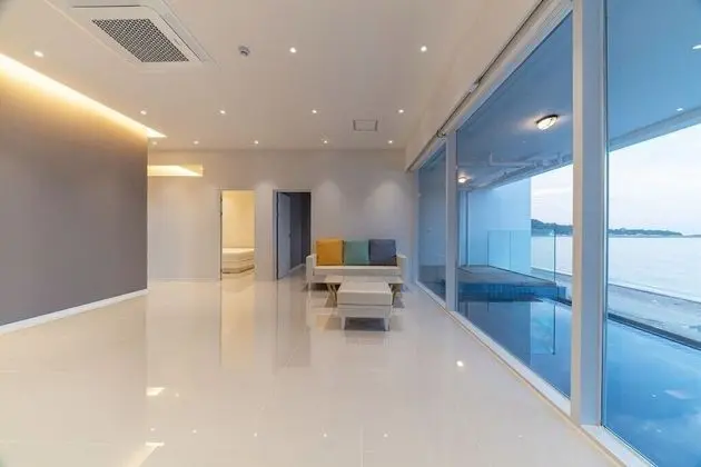 Platinum, Private Pool(Surcharge for Water Heating&Pet/Reservation required/Call 1 Day Prior to C/I)