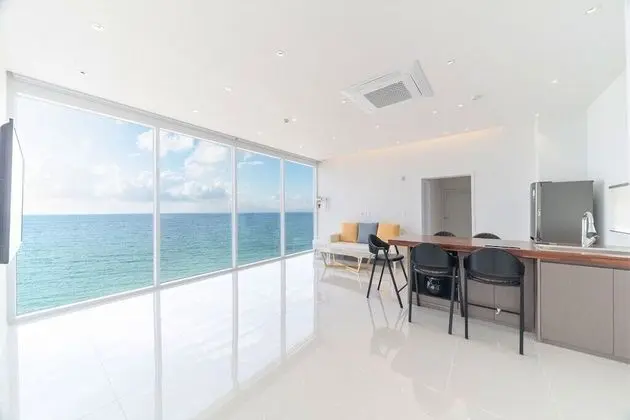 Suite, Private Pool (Surcharge for Water Heating & Pet/Reservation required/Call 1 Day Prior to C/I)
