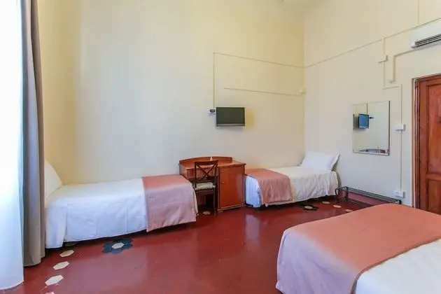 Comfort Dört Kişilik Oda