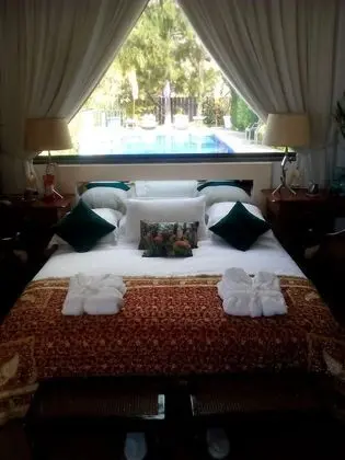 Luxury Dört Kişilik Oda, Havuz Kenarı