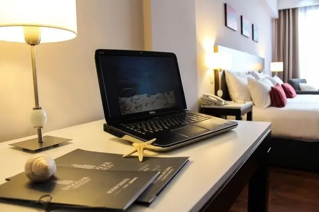 Family Oda, Şehir Manzaralı