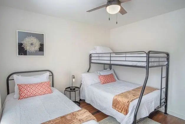 Ev (3 Bedrooms)