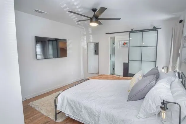 Ev (3 Bedrooms)