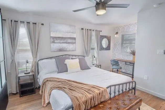 Ev (3 Bedrooms)