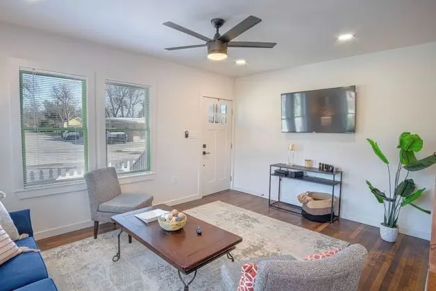 Ev (3 Bedrooms)