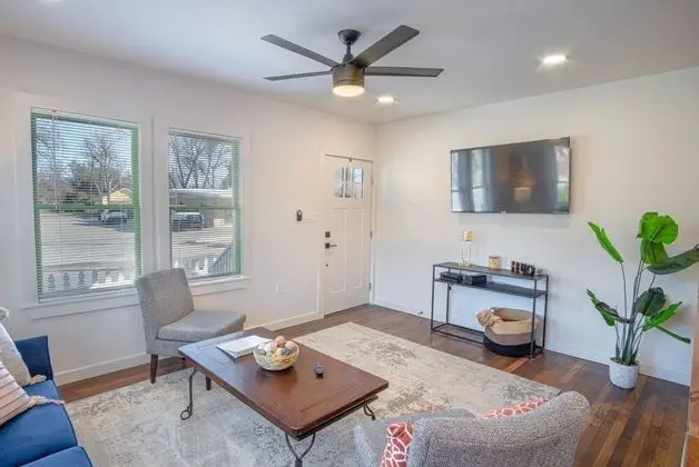 Ev (3 Bedrooms)