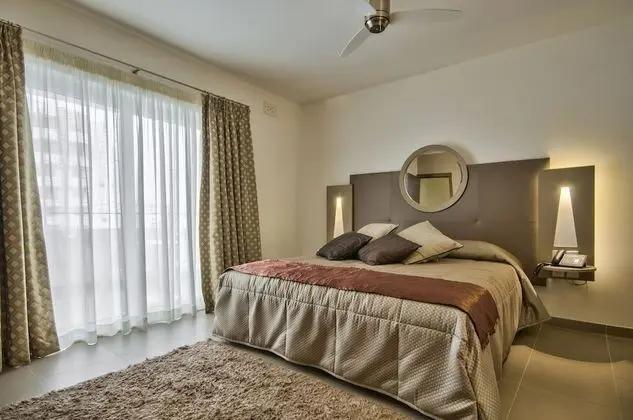 Deluxe Tek Büyük Yataklı Oda, Deniz Manzaralı