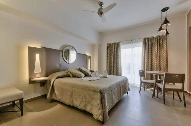 Deluxe Tek Büyük Yataklı Oda, Deniz Manzaralı