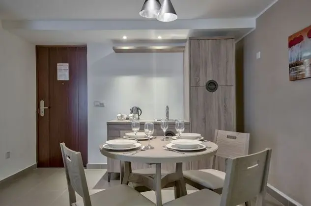 Deluxe Tek Büyük Yataklı Oda, Deniz Manzaralı