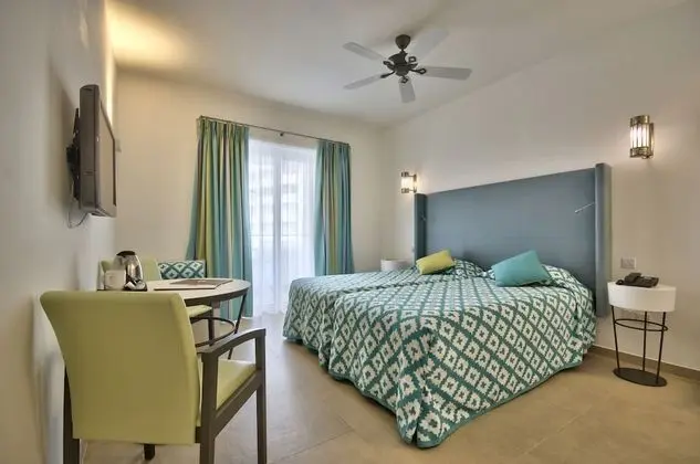 Executive lounge access, Standard Double or Twin Room, Balcony, Sea View