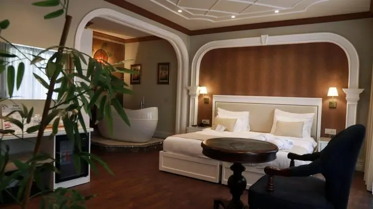 King Suite - Jakuzili, Şehir Manzaralı