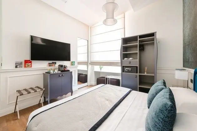 Standard Tek Büyük veya İki Ayrı Yataklı Oda