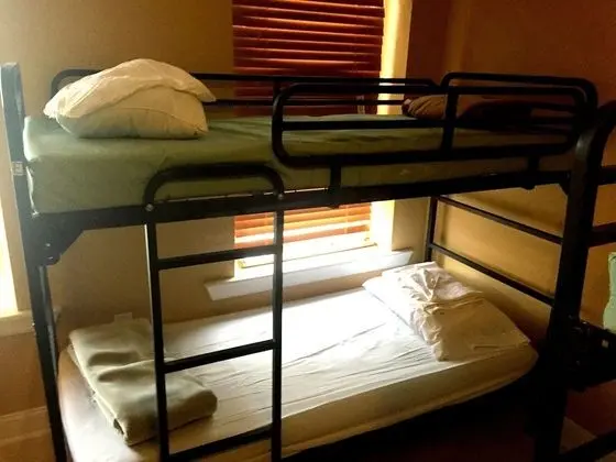 Basic Ortak Ranzalı Oda, Karma Ranzalı Oda (8-bed)