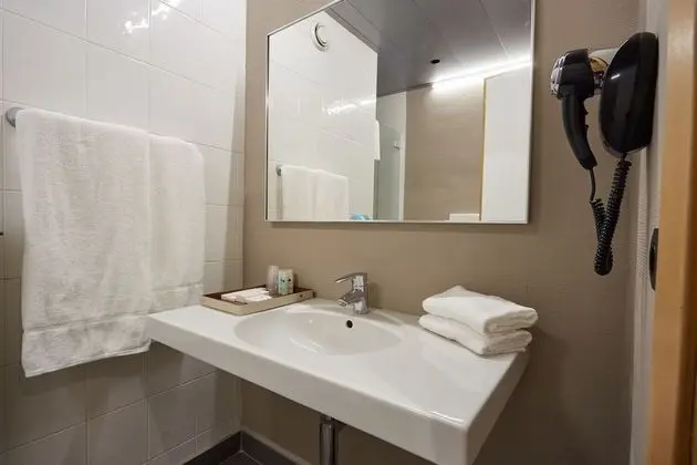 İki Ayrı Yataklı Oda