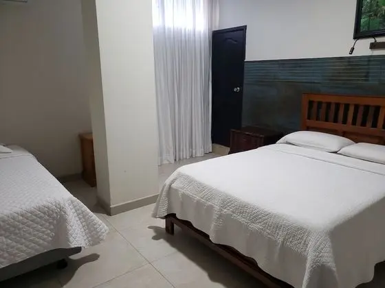 Üç Kişilik Oda