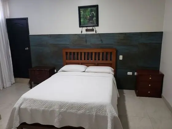 Üç Kişilik Oda