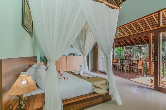 1 Bedroom Villa with Rice & Pool View