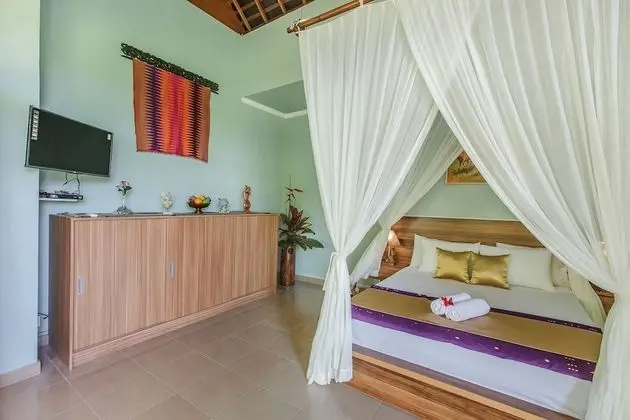 2 Bedrooms Villa with Rice & Pool View