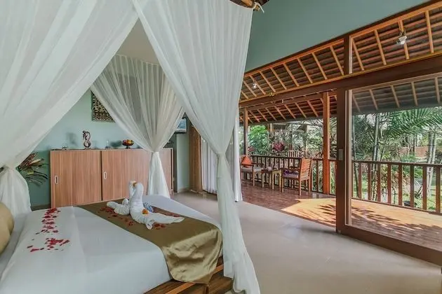 2 Bedrooms Villa with Rice & Pool View