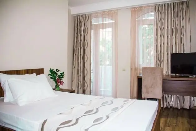 Deluxe Tek Büyük Yataklı Oda, Balkon