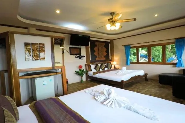 Quadruple Room with Sea View