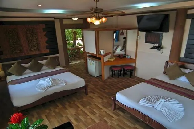 Quadruple Room with Sea View