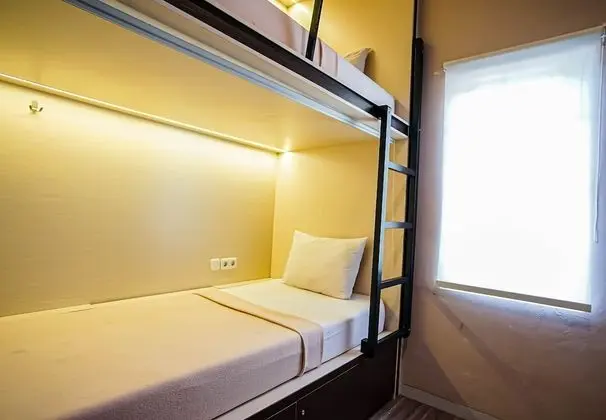 Ortak Ranzalı Oda, Karma Ranzalı Oda, Ortak Banyo