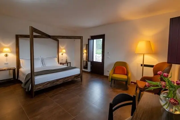 Classic Tek Büyük Yataklı Oda, 1 Çift Kişilik Yatak, Bahçe Manzaralı