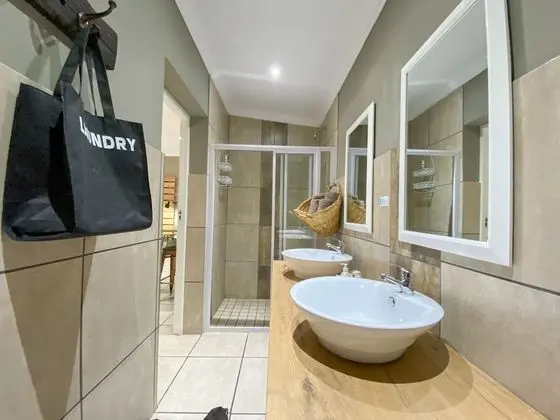 Luxury Tek Büyük veya İki Ayrı Yataklı Oda, 1 Yatak Odası, Avlu