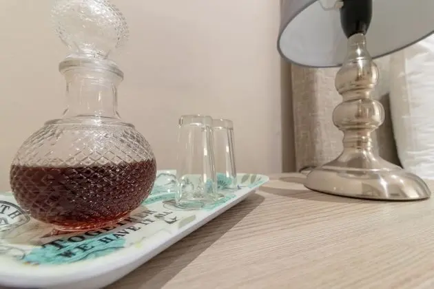 Luxury Tek Büyük veya İki Ayrı Yataklı Oda, Banyolu/Duşlu, Bahçeli