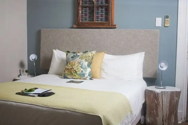 Luxury Tek Büyük Yataklı Oda, 1 Büyük (Queen) Boy Yatak, Banyolu/Duşlu, Bahçe Manzaralı