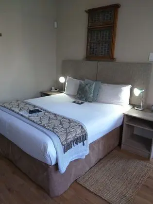 Luxury Tek Büyük Yataklı Oda, 1 Büyük (Queen) Boy Yatak, Banyolu/Duşlu, Bahçe Manzaralı