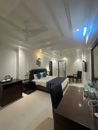 Grand Premium Rooms
