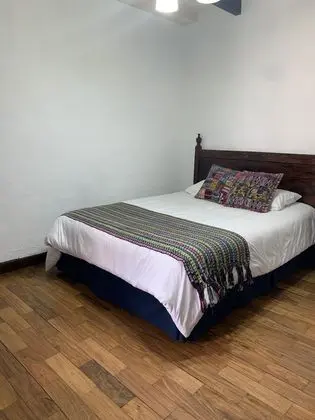 Basic Tek Büyük Yataklı Oda