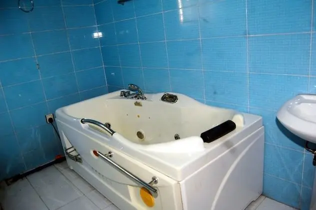 Royal Süit, 1 Çift Kişilik Yatak
