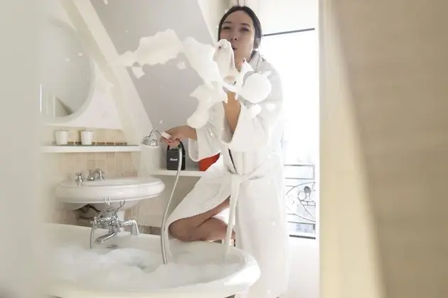 Luxury Oda, Teras (View on the Eiffel Tower)