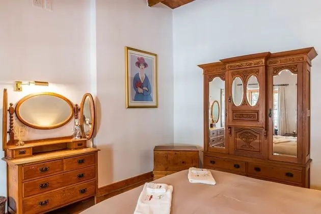 Süit, 1 En Büyük (King) Boy Yatak, Sigara İçilmez, Havuz Manzaralı