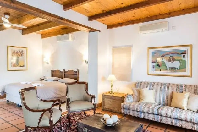 Süit, 1 En Büyük (King) Boy Yatak, Sigara İçilmez, Havuz Manzaralı