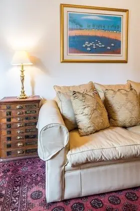 Süit, 1 En Büyük (King) Boy Yatak, Sigara İçilmez, Havuz Manzaralı