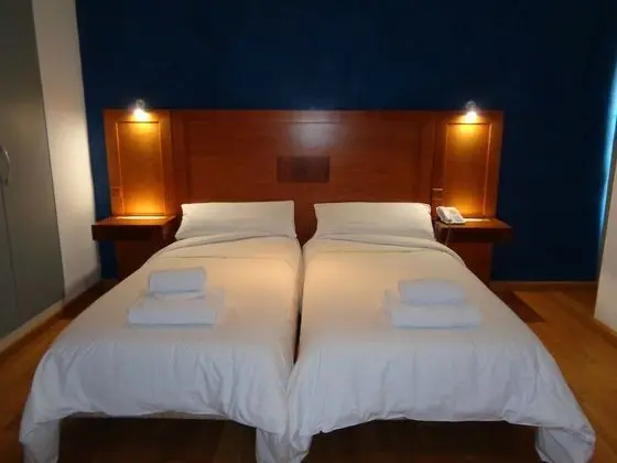 Tek Büyük veya İki Ayrı Yataklı Oda